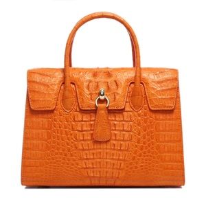 Pre-Order D'MOM Hebilla Royal Crocodile Handbag!